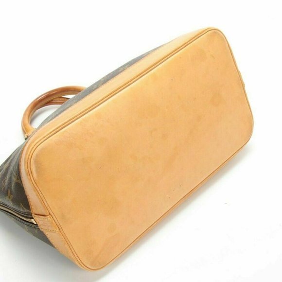 Louis Vuitton Alma PM in Monogram Canvas - Picture 9 of 12